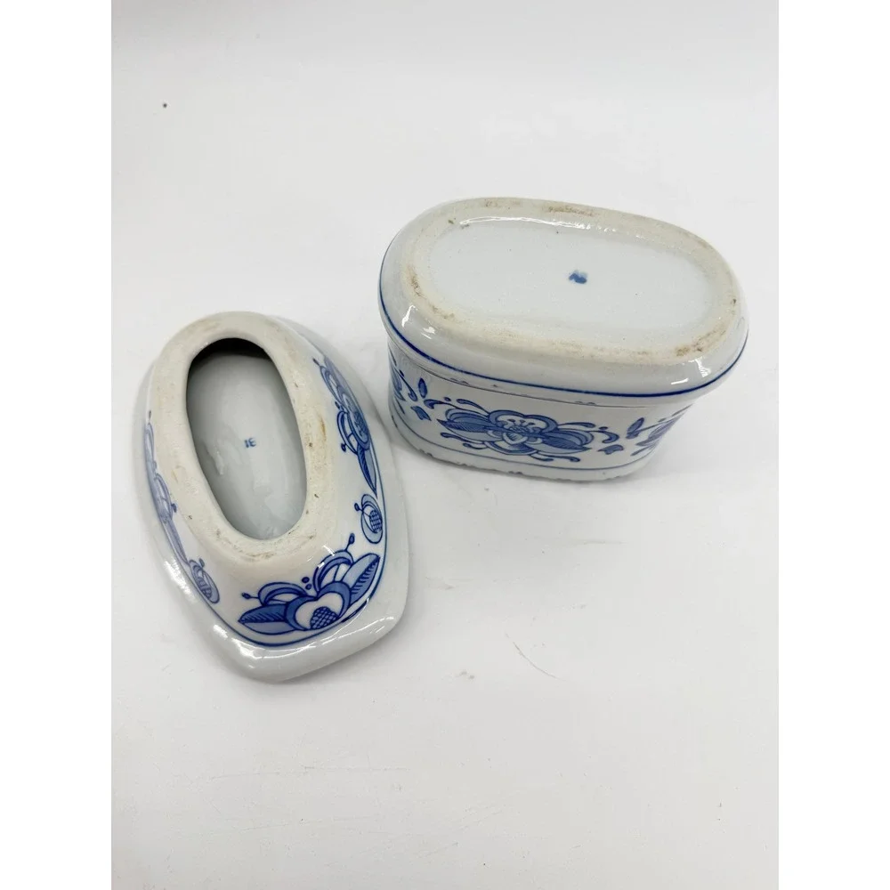 Unbranded Bathroom Vanity Set 1970s OS Blue White Floral Ceramic 2pc Vintage